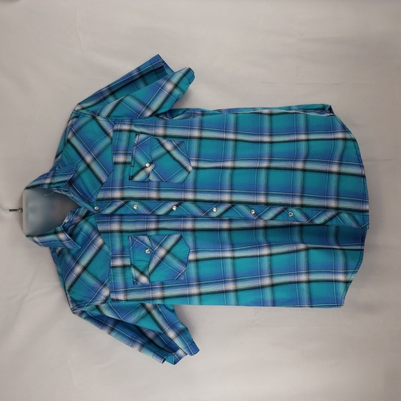 Wrangler Other - Wrangler wrancher pearl button down shirt. Large. Blue/Green/white